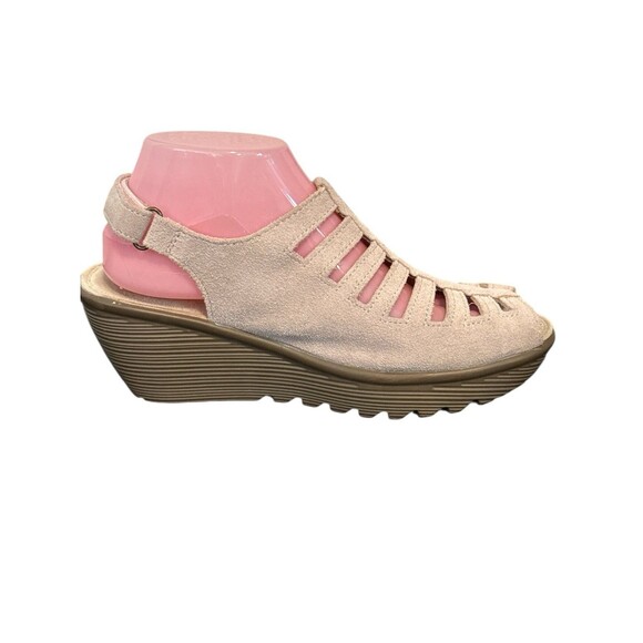 Skechers Memory Foam Women’s 8.5 Beige Suede Wedge Heels - Picture 3 of 10
